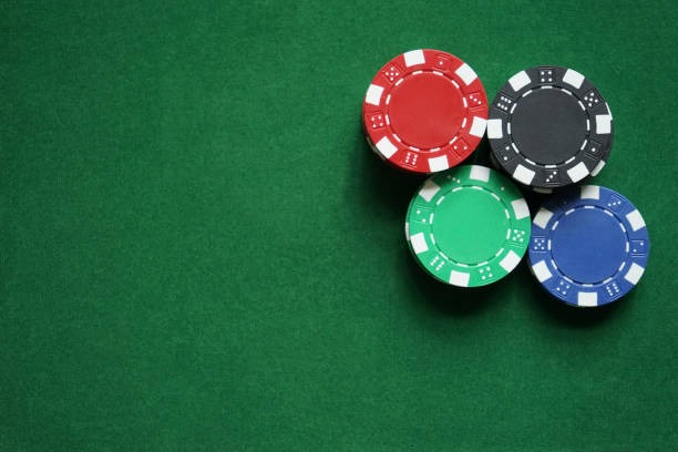 mpo2121 mobile app interface showing live dealer tables and sportsbook markets